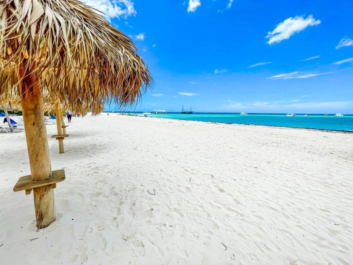 Bavaro Beach Homes With Wifi Kitchen Parking Bbq Beach Club & Spa Punta Cana Exterior foto